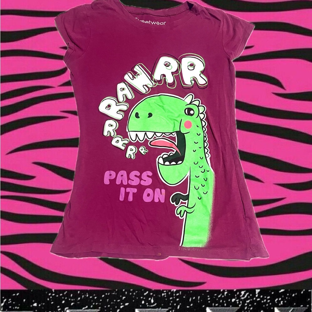 Scene kid streetwear society Dino tee
